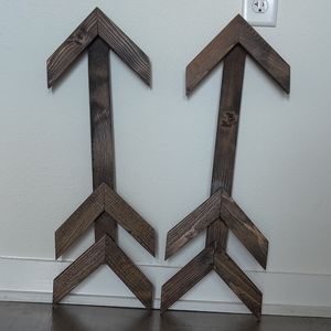 Farmhouse Wooden Arrows Set of 2